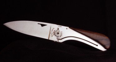 Corsican knife U Cumpà in Walnut wood