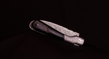 Le Sperone Corsican knife in Buffalo Horn - Damascus blade and bolster