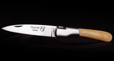Classic Vendetta Zuria Corsican Knife in Boxwood