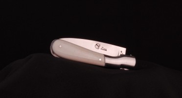 Cow Bone Le Pialincu Knife