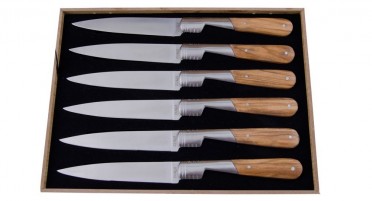 6 couteaux de table avec manches en bois d'Olivier