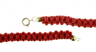Bracelet braided in red Coral beads from Bonifacio and yellow gold clasp