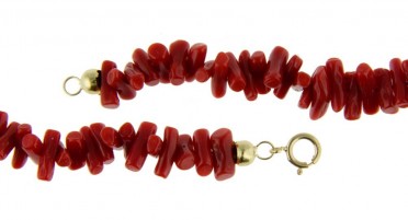 Bracelet en 1/2 Pointes de Corail rouge de méditerranée et fermoir en Or jaune