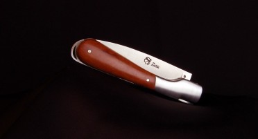 Le Sperone Classic Corsican knife in heather root