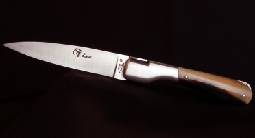 Couteau Corse Sperone Classique Corne de Vache