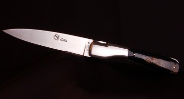 Couteau Corse Sperone Classique Corne de buffle brut