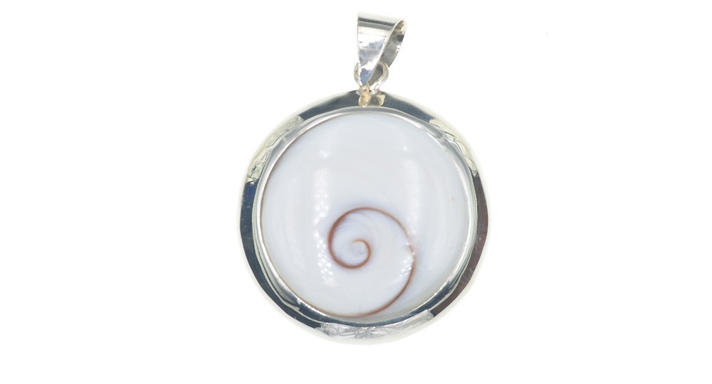 Large silver pendant with round eye of Shiva