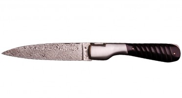 Le Sperone folding knife, Twisted black horn tip handle - Damascus blade