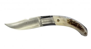 Handcrafted knife designed in Corsica. The Zuria Deer Antler Rondinara